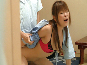 フェラチオまでなら許せる？！素人奥さんNTR投稿 妻が他人のチ○ポを舐めました。4時間　サンプル画像04